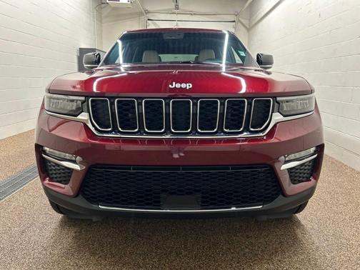 Velvet Red Pearlcoat 2025 Jeep Grand Cherokee Limited