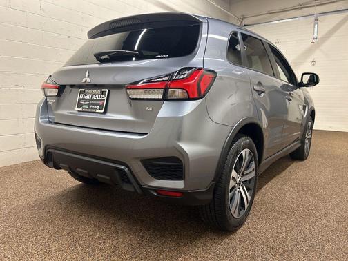 Gray 2025 Mitsubishi Outlander Sport 2.0 SE