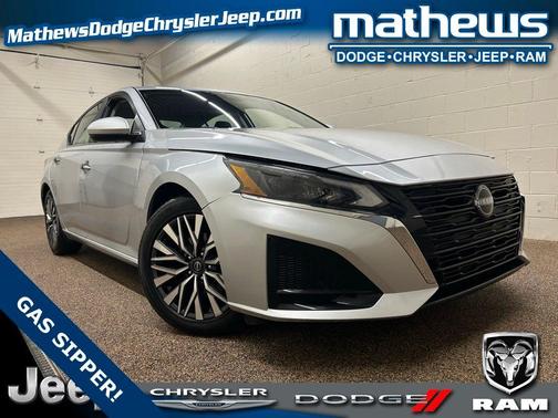 2023 Nissan Altima 2.5 SV