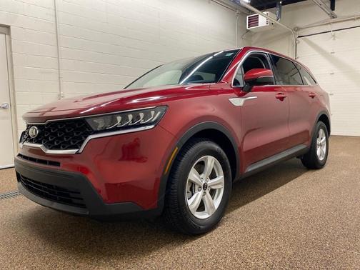 Photo 5 of 26 of 2021 Kia Sorento LX