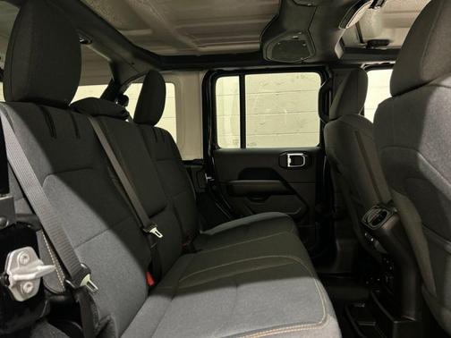 Black Clearcoat 2025 Jeep Wrangler 4xe Sahara