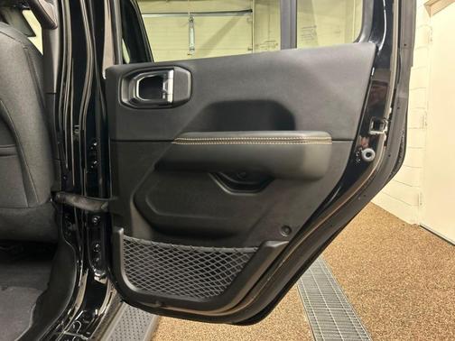 Black Clearcoat 2025 Jeep Wrangler 4xe Sahara