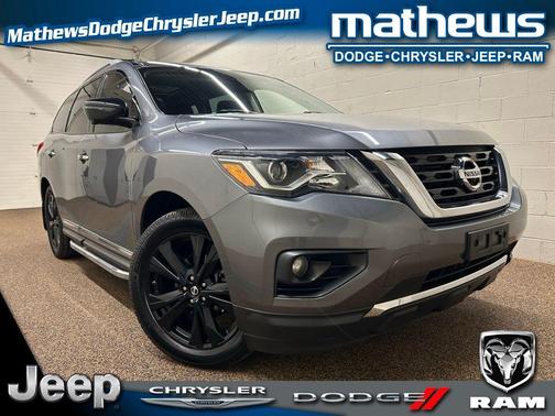 2017 Nissan Pathfinder Platinum