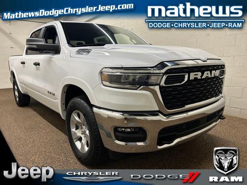 Bright White Clearcoat 2026 RAM 1500 Big Horn/Lone Star
