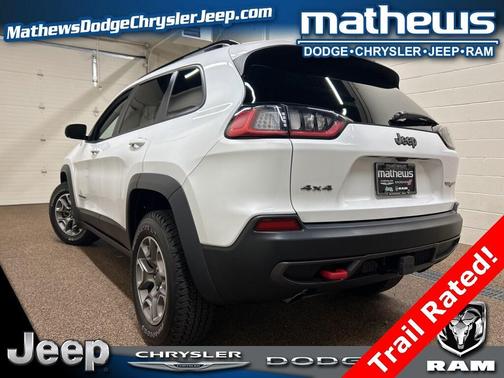 2022 Jeep Cherokee Trailhawk