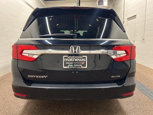 2019 Honda Odyssey Elite
