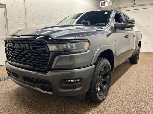 Granite Crystal Clearcoat Metallic 2026 RAM 1500 Big Horn/Lone Star