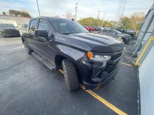 Dark Ash Metallic 2024 Chevrolet Silverado 1500 RST