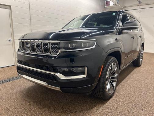 Diamond Black 2025 Jeep Grand Wagoneer Series III