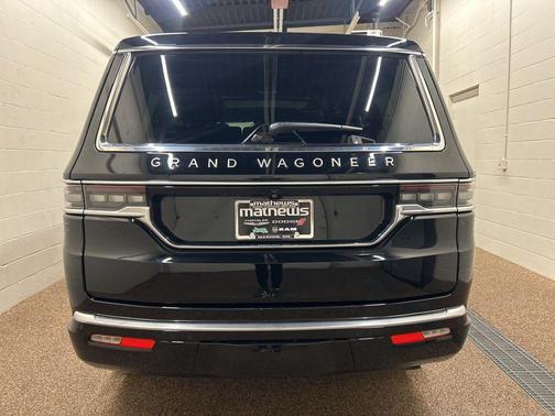 Diamond Black 2025 Jeep Grand Wagoneer Series III