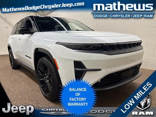 Bright White Clearcoat 2024 Jeep Wagoneer S Launch Edition