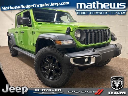 2025 Jeep Gladiator Sport