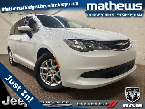 2021 Chrysler Voyager LXI