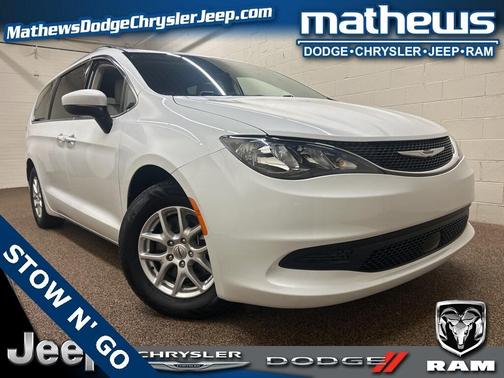 2021 Chrysler Voyager LXI