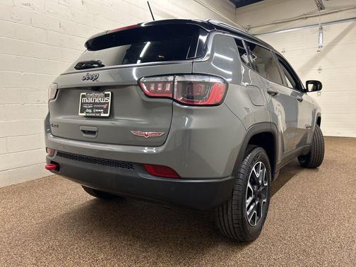 2021 Jeep Compass Trailhawk