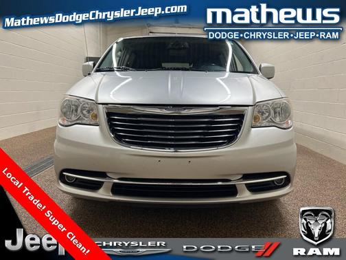 2012 Chrysler Town & Country Touring