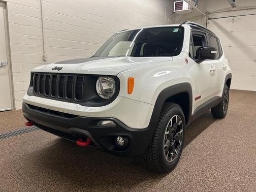 2023 Jeep Renegade Trailhawk