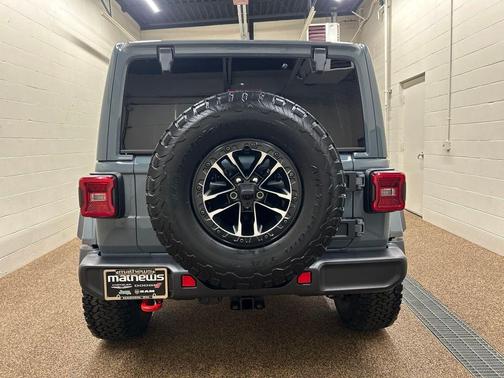 Anvil Clearcoat 2026 Jeep Wrangler Rubicon