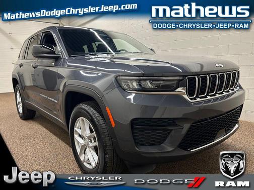 Metallic 2025 Jeep Grand Cherokee Laredo X
