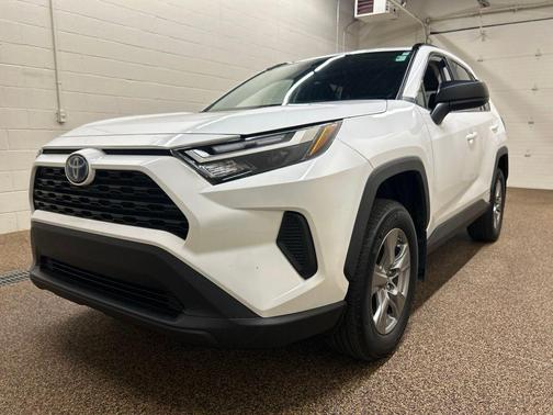 Ice 2024 Toyota RAV4 Hybrid LE