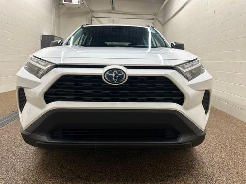 Ice 2024 Toyota RAV4 Hybrid LE