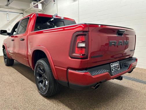 Molten Red Pearlcoat 2026 RAM 1500 Big Horn/Lone Star