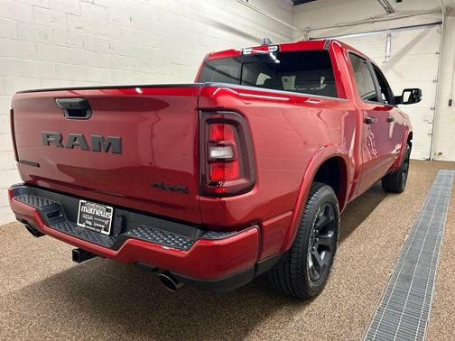 Molten Red Pearlcoat 2026 RAM 1500 Big Horn/Lone Star