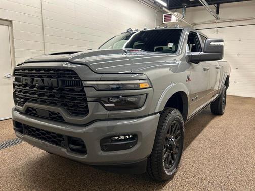 Ceramic Gray Clearcoat 2026 RAM 2500 Limited