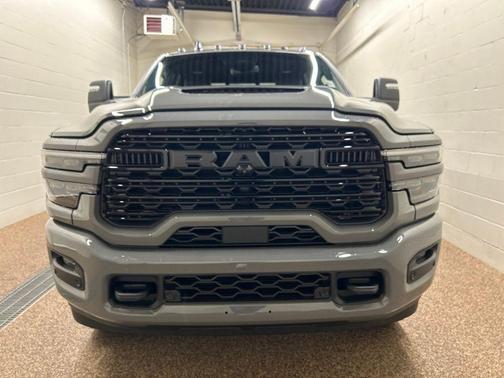 Ceramic Gray Clearcoat 2026 RAM 2500 Limited