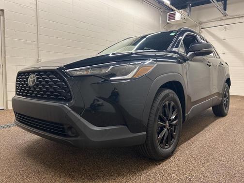 2024 Toyota Corolla Cross LE