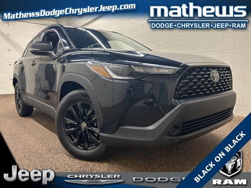 2024 Toyota Corolla Cross LE