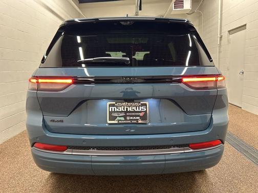 Steel Blue 2026 Jeep Grand Cherokee Limited