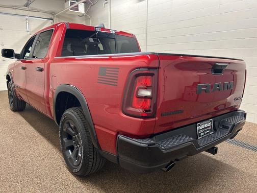 Molten Red Pearlcoat 2026 RAM 1500 Big Horn/Lone Star