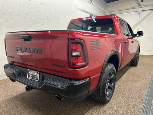 Molten Red Pearlcoat 2026 RAM 1500 Big Horn/Lone Star