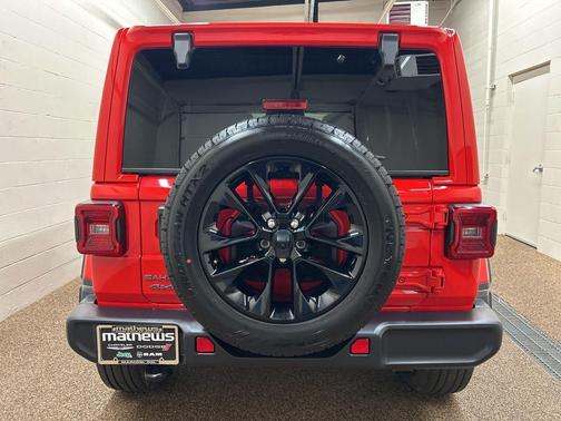 Firecracker Red Clearcoat 2025 Jeep Wrangler 4xe Sahara
