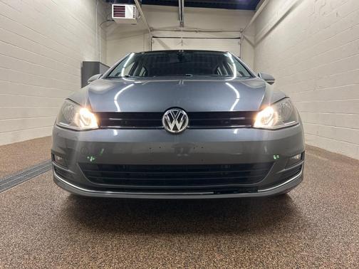 2015 Volkswagen Golf TDI SEL 4-Door