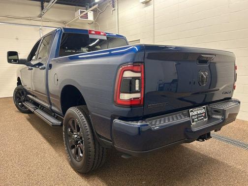Patriot Blue Pearlcoat 2024 RAM 2500 Big Horn