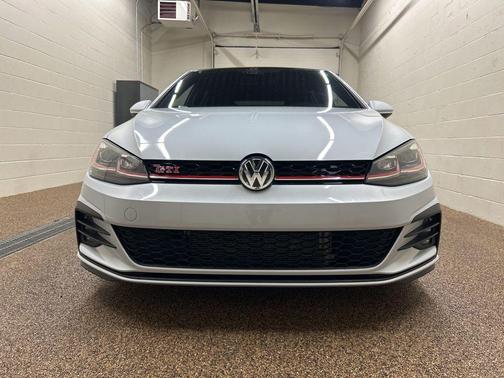 White Silver Metallic 2020 Volkswagen Golf GTI 2.0T SE