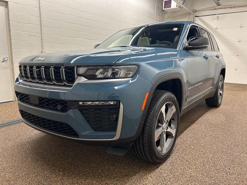 Steel Blue 2026 Jeep Grand Cherokee Limited
