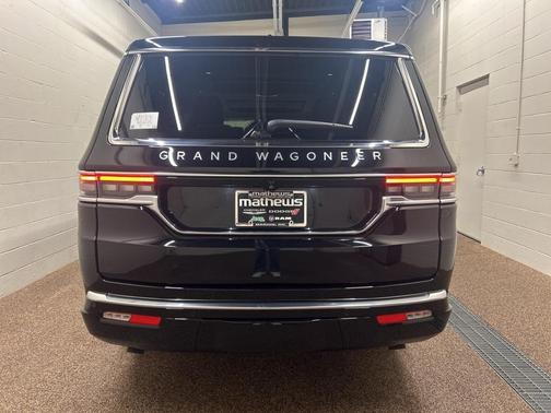 2024 Jeep Grand Wagoneer L Base