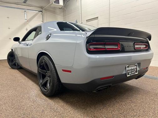 2022 Dodge Challenger SRT Hellcat