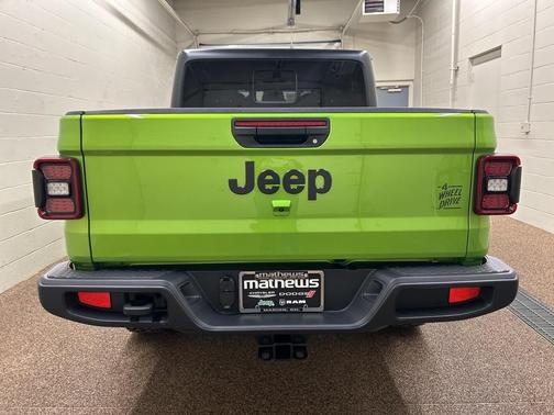 2026 Jeep Gladiator Sport