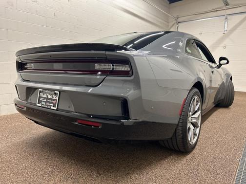 2025 Dodge Charger Daytona Scat Pack