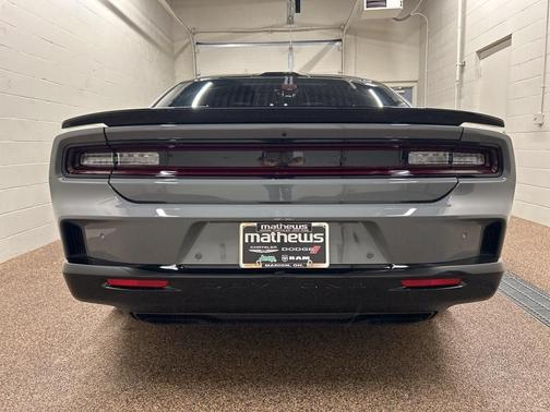 2025 Dodge Charger Daytona Scat Pack