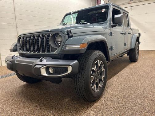 Anvil Clearcoat 2026 Jeep Gladiator Sport