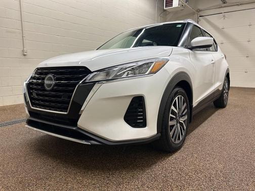 2023 Nissan Kicks SV