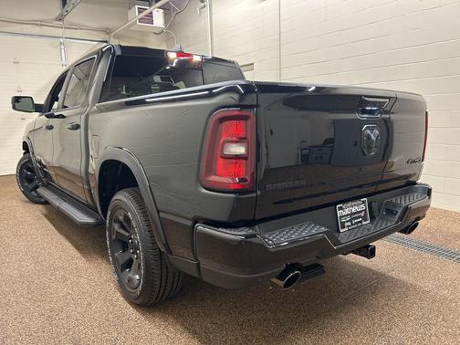 Diamond Black 2026 RAM 1500 Big Horn/Lone Star