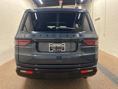 Riverrock Green 2024 Jeep Wagoneer L Series II