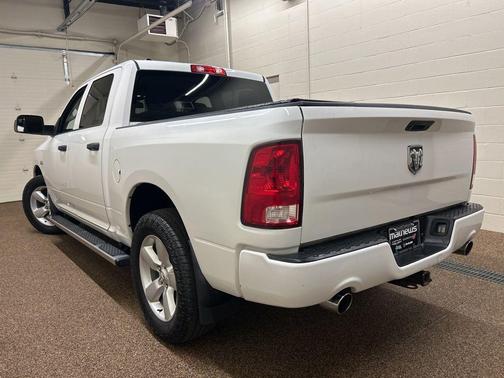 Bright White Clearcoat 2015 RAM 1500 Tradesman/Express