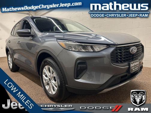 Gray Metallic 2025 Ford Escape Active